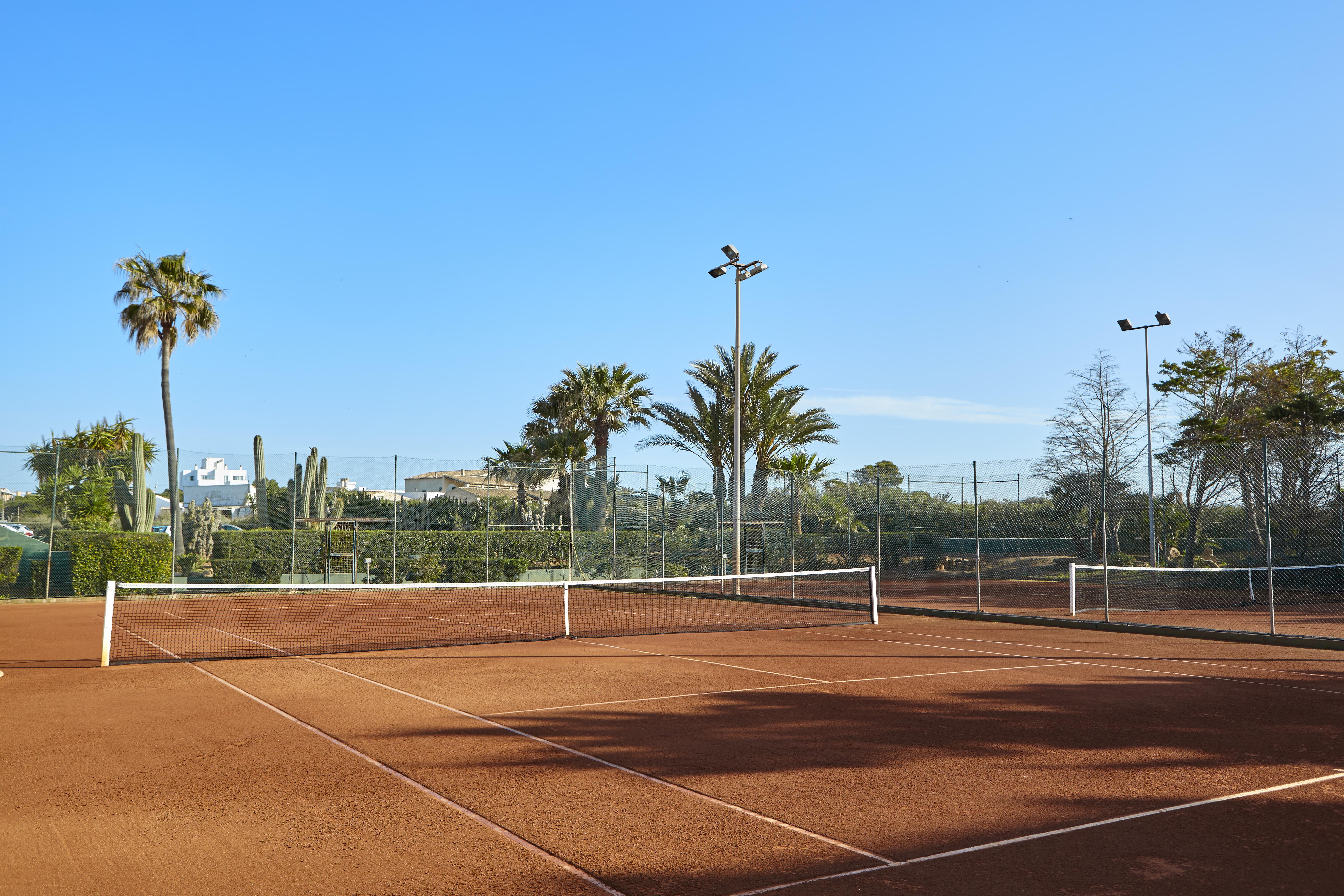 Universal Grand Leon & Spa Colonia de Sant Jordi ภายนอก รูปภาพ