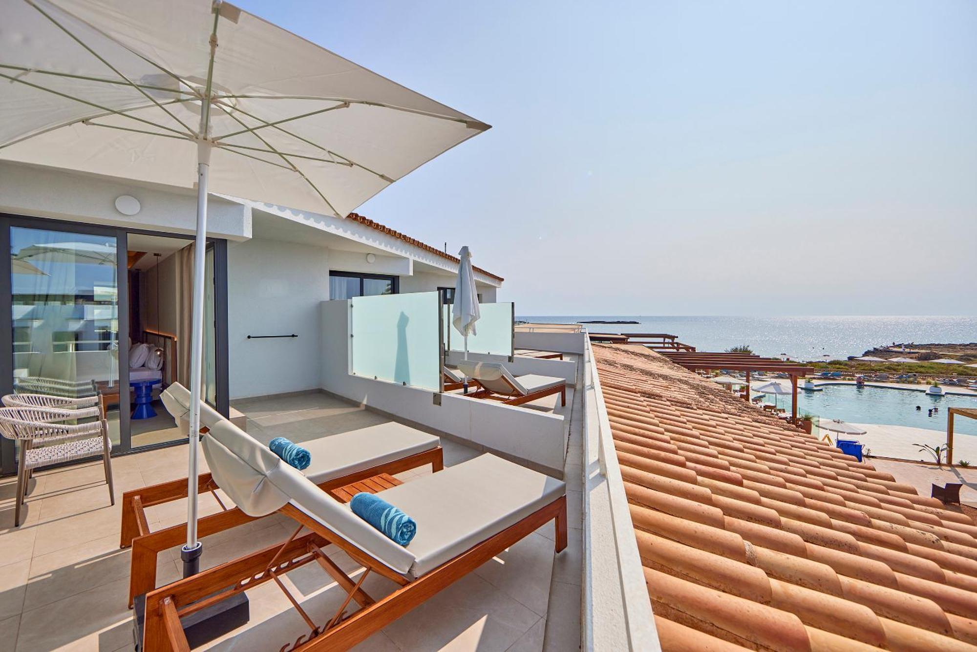 Universal Grand Leon & Spa Colonia de Sant Jordi ภายนอก รูปภาพ